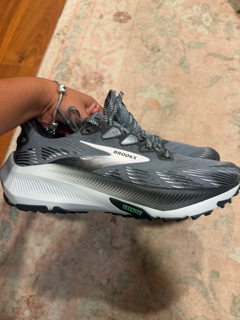 Brand new, Brooks Women’s Gray Glycerin Trail Running Shoes